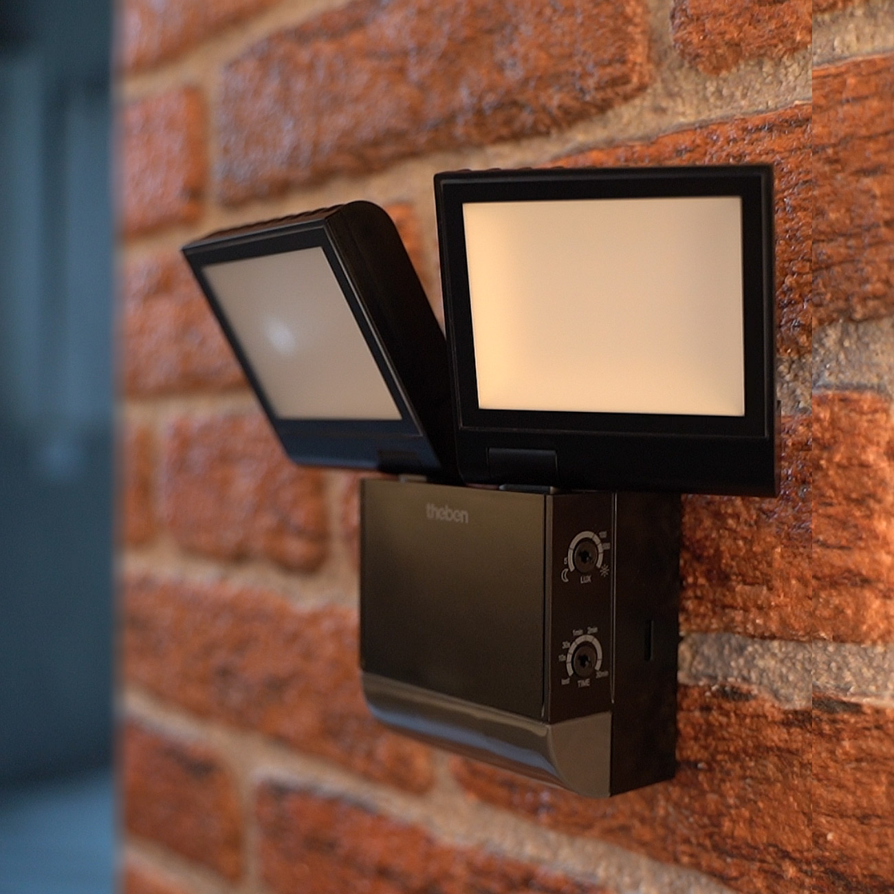 TheLeda S17-100 BK LED-Strahler dreh-/ schwenkbar Bewegungsmelder 4000 K neutralweiß 1020803